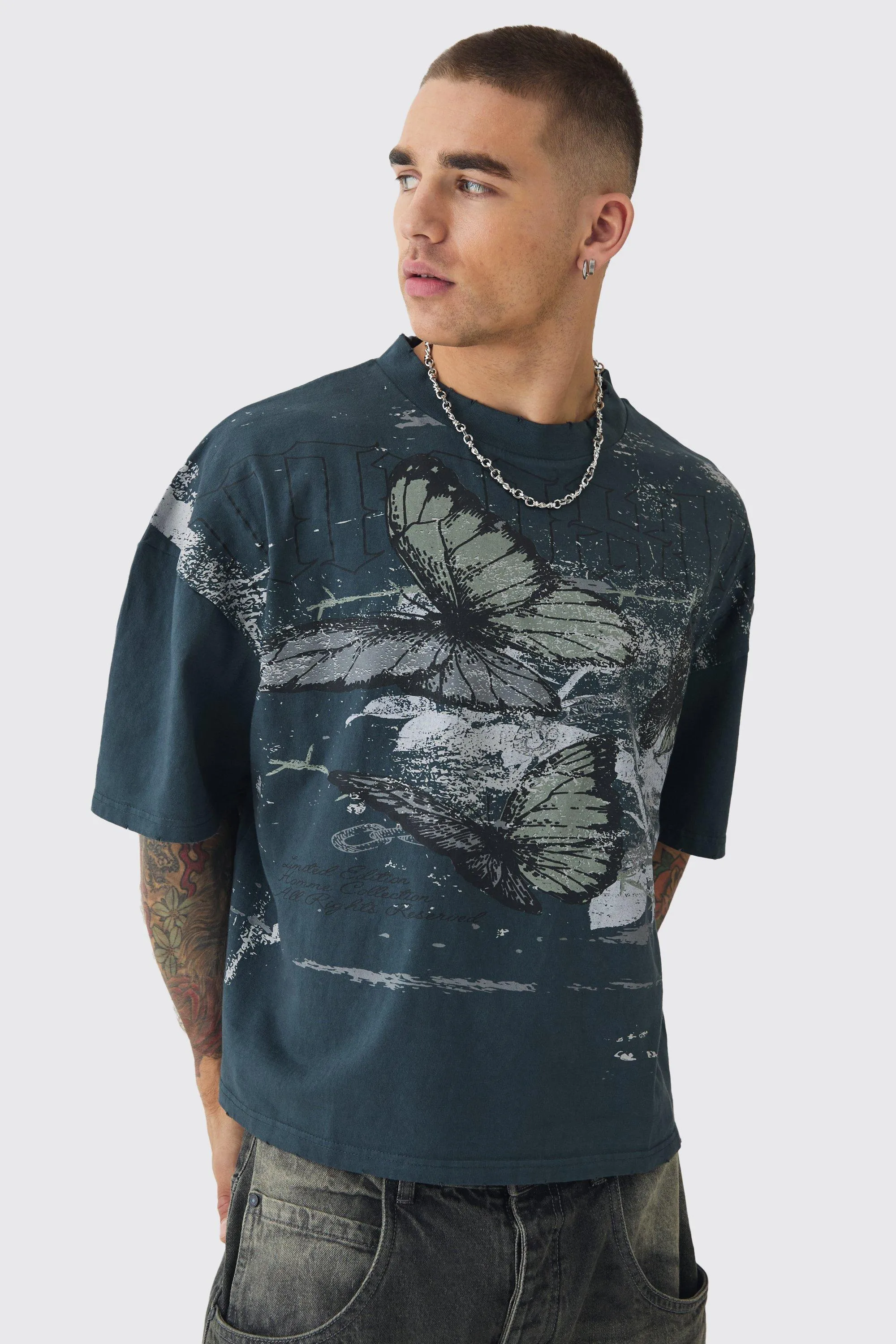 Oversized Boxy Butterfly Print Washed Raw Edge T-shirt