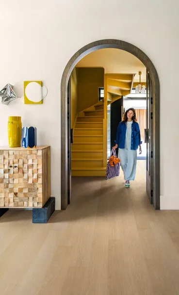 Quick Step Impressive Laminate Flooring White Varnished Oak 1380 x 190 x 8mm (1.835m2)